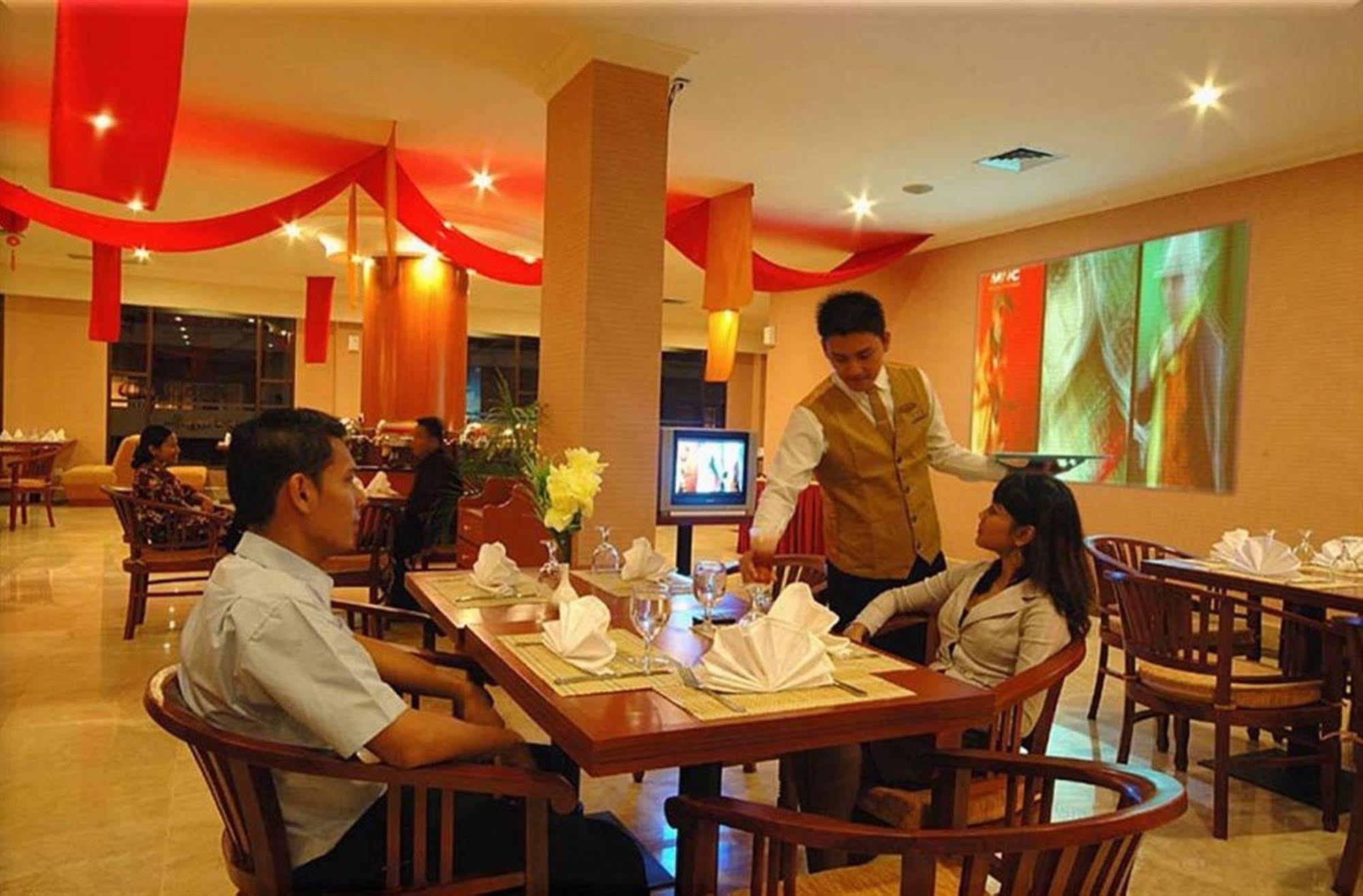 Harbourbay Amir Hotel Batam Exterior foto